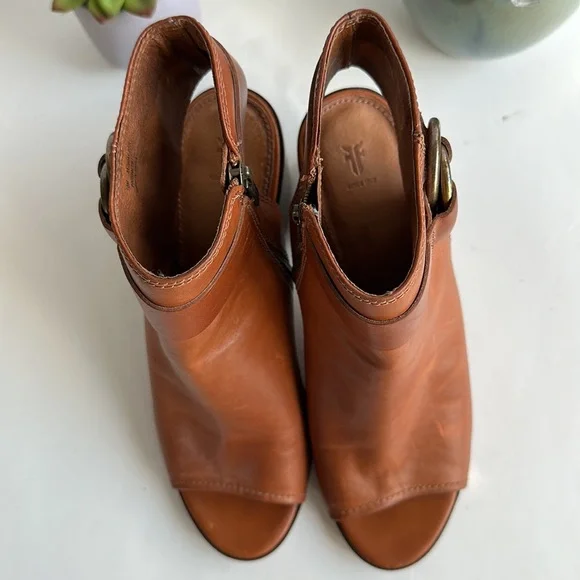Frye Danica Harness Boot, Brown Smooth Vintage Leather, Sz 10 M - Picture 6 of 16